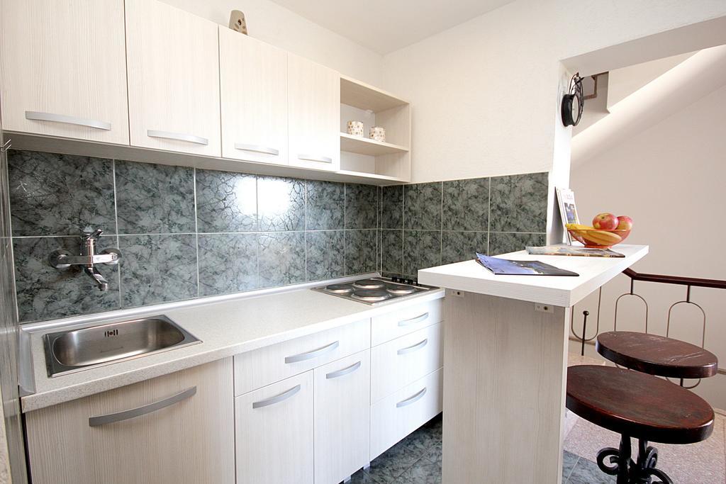 Apartments Ardura Petrovac na moru Zimmer foto