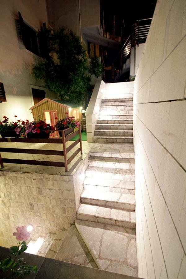 Apartments Ardura Petrovac na moru Exterior foto